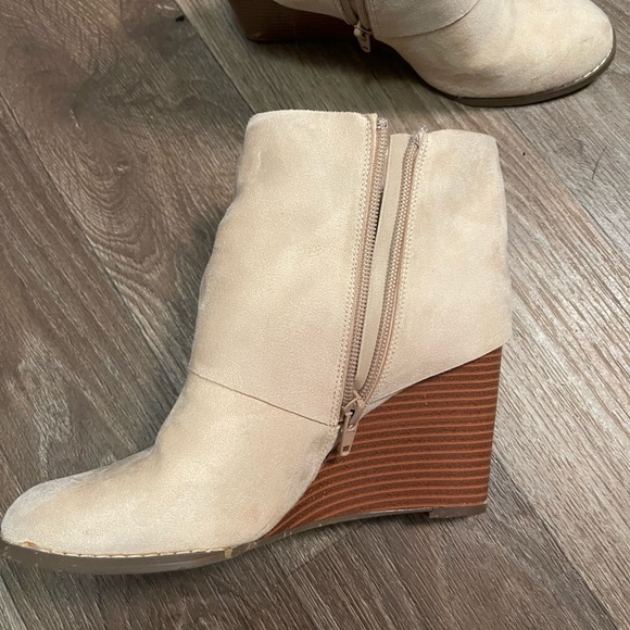 Women’s Ankle Boots - Picture 2 of 2